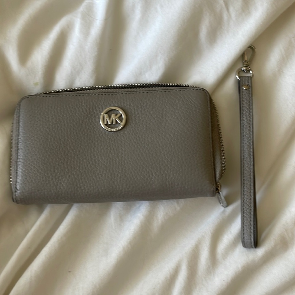 MK wallet/wristlet